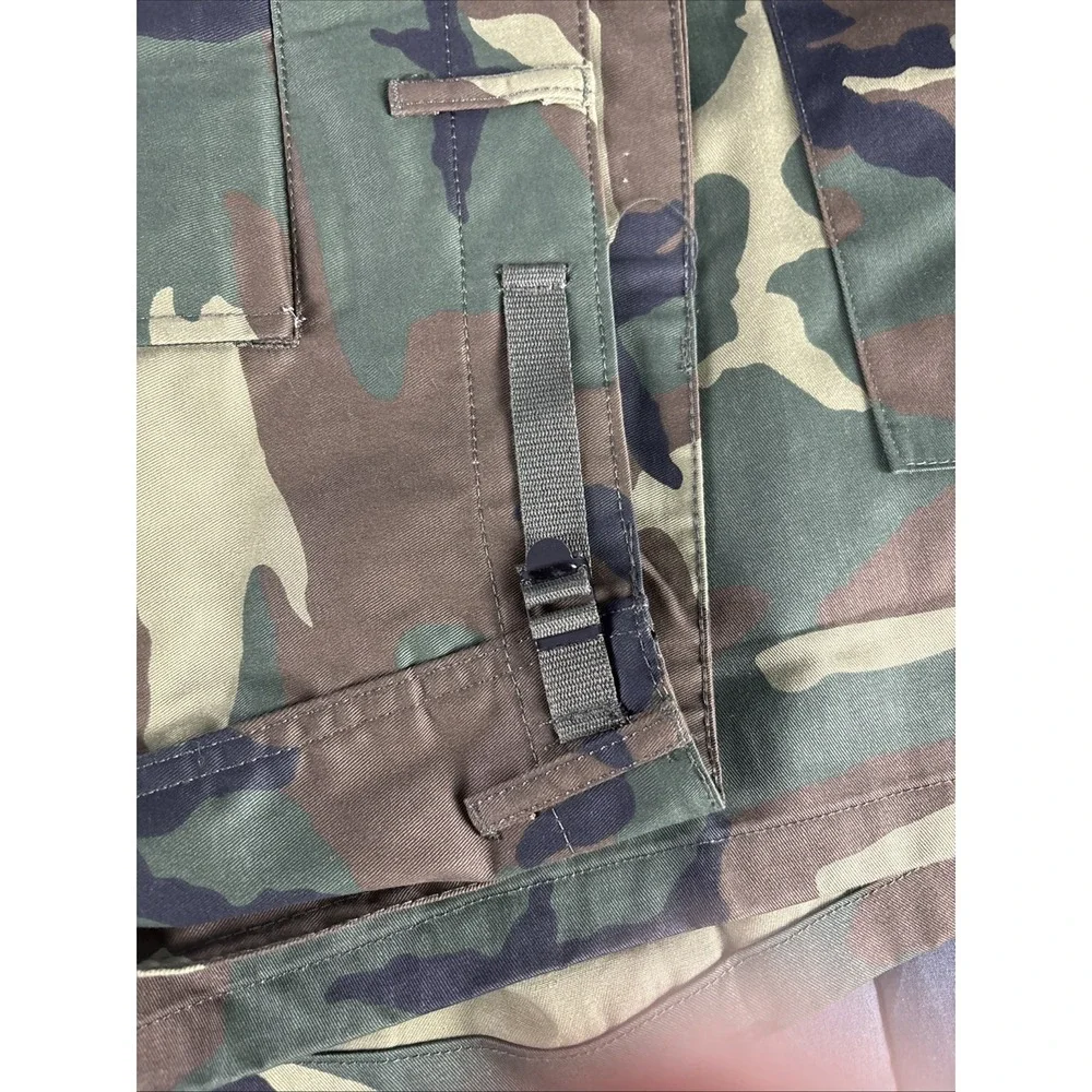 Rothco Woodland Camo Cargo Army Shorts Size XXXXL Paratrooper Button Fly BDU - Picture 8 of 11